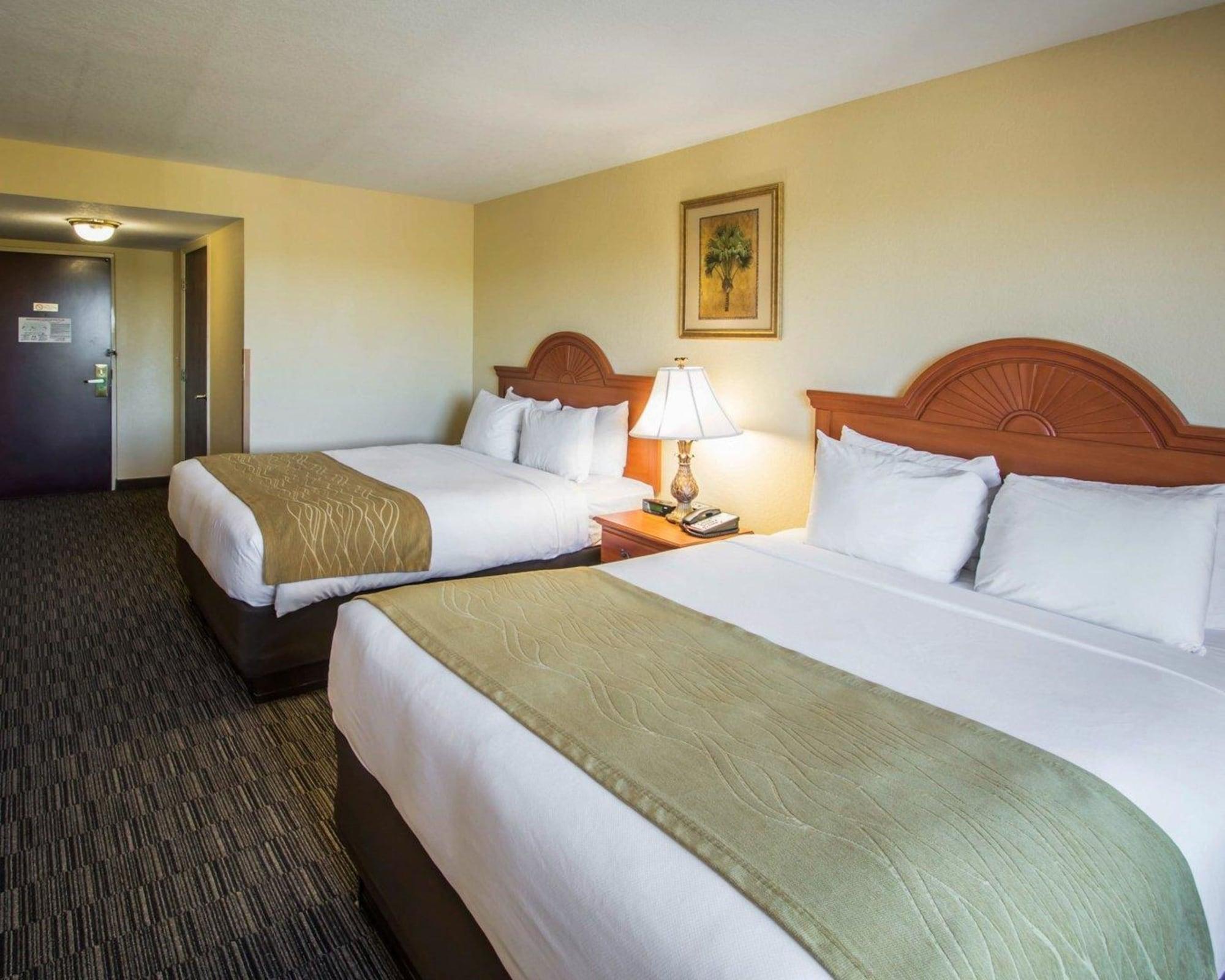 Comfort Inn & Suites Jupiter I-95 Exterior photo