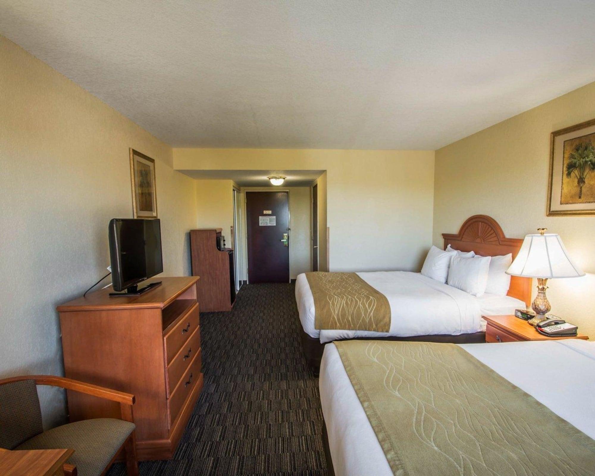 Comfort Inn & Suites Jupiter I-95 Exterior photo