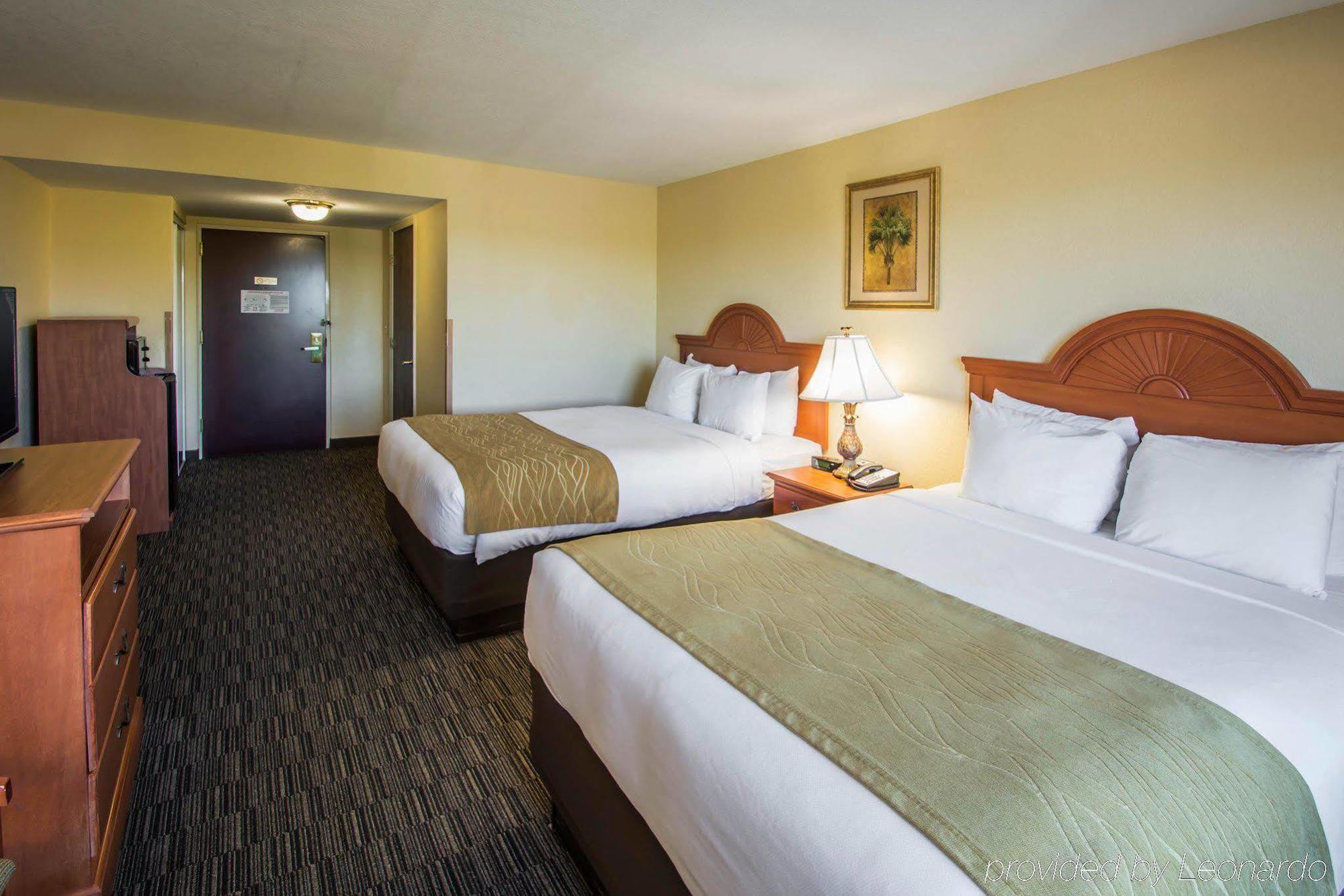 Comfort Inn & Suites Jupiter I-95 Exterior photo