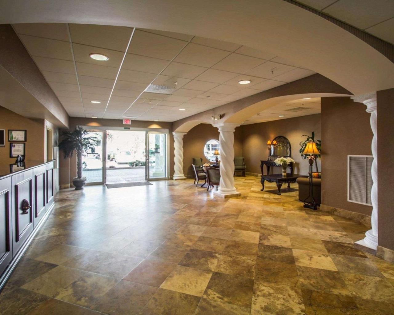 Comfort Inn & Suites Jupiter I-95 Exterior photo